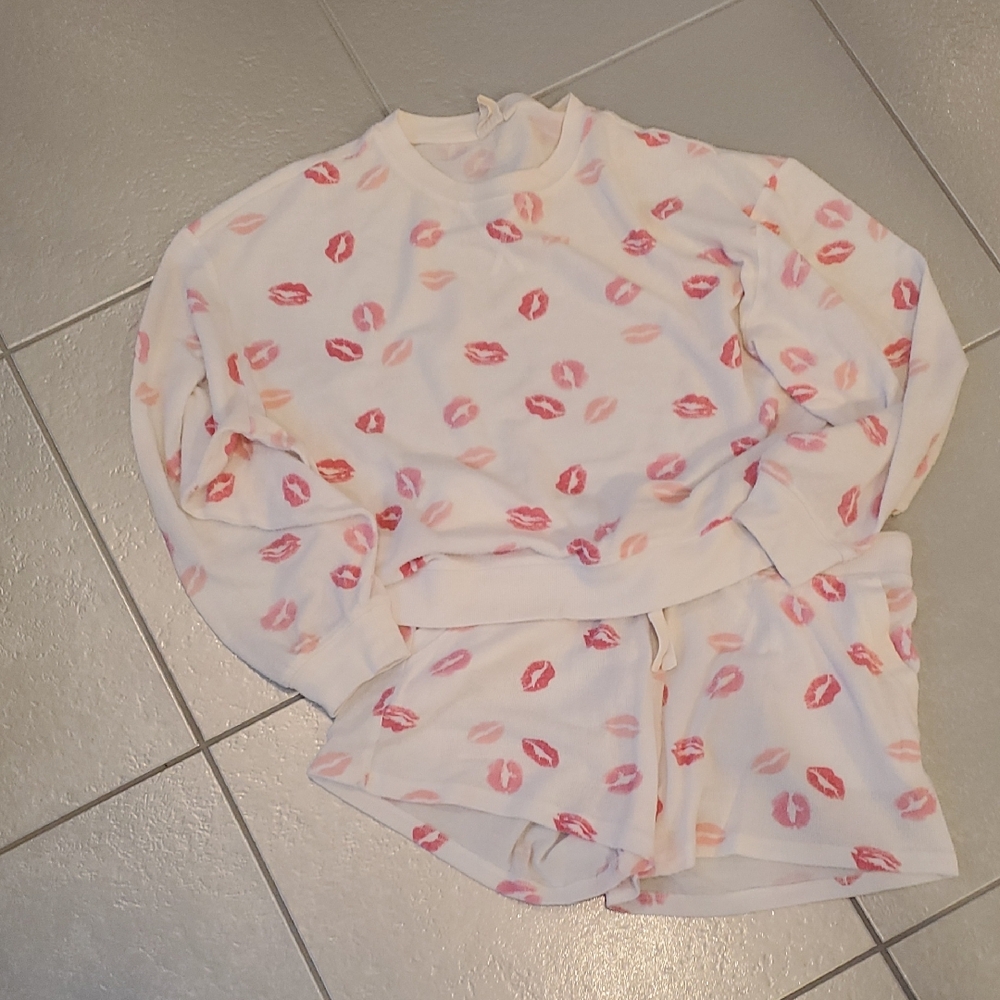 White Crow Pink and Red Print Set